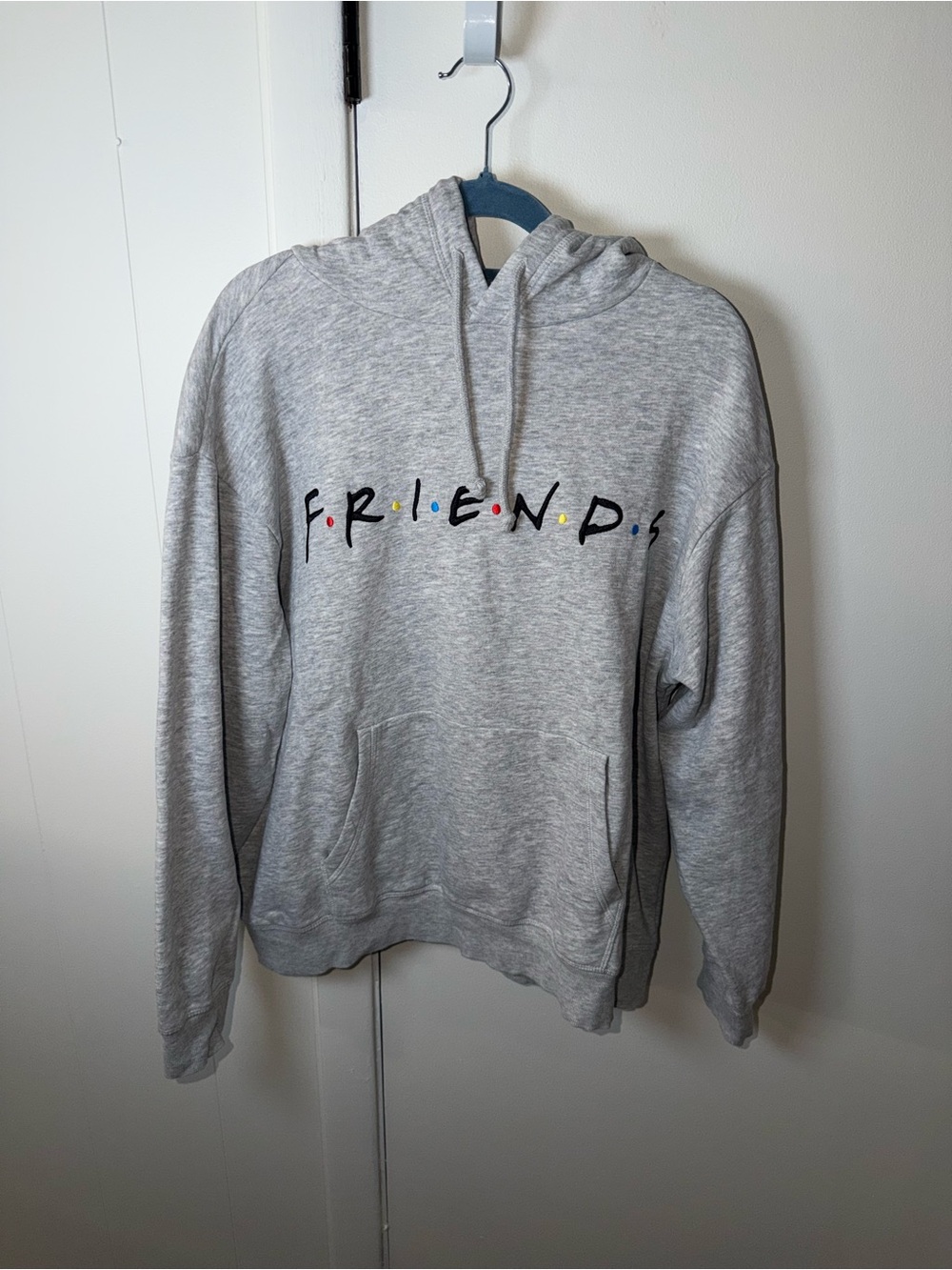 H&M Hoodie | Women’s Small | Gray FRIENDS Logo | GUC